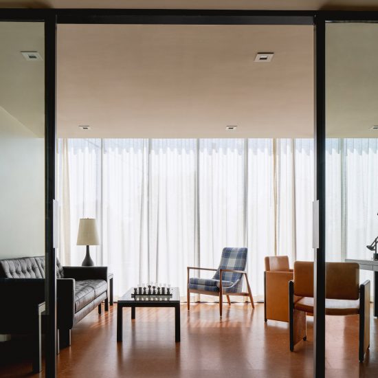 Mark Odom Studio restores mid-century building for Austin insurance company BKCW