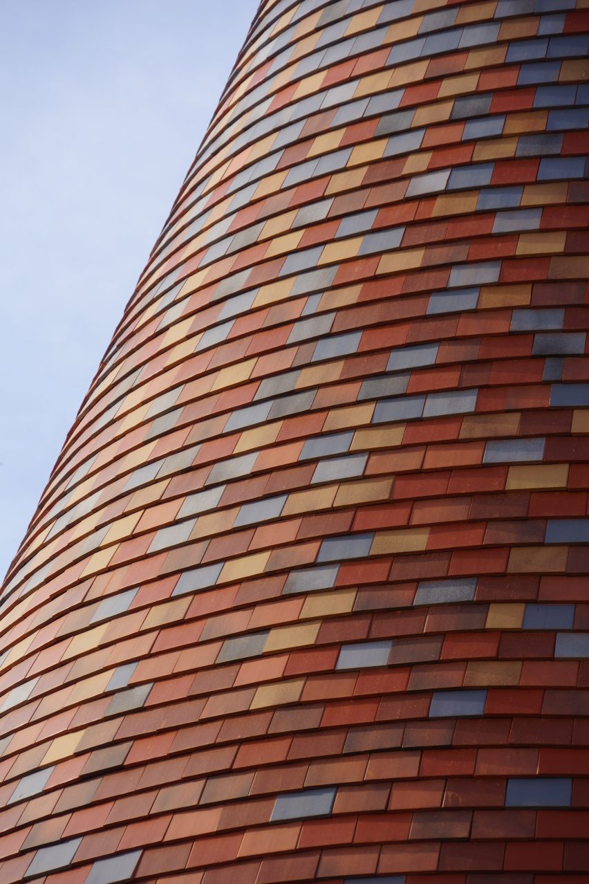 Bumpers Oast house by ACME tiles
