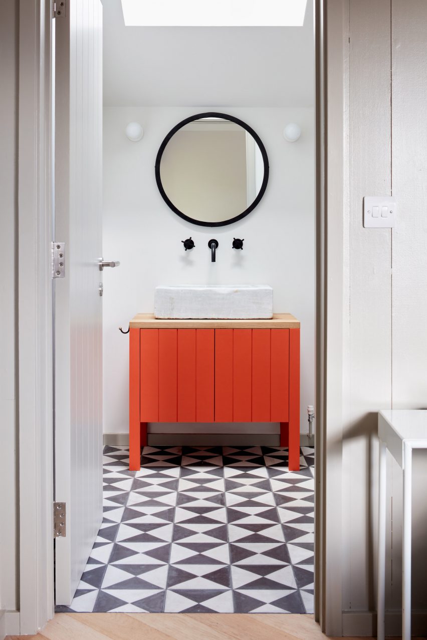 Lamorna by Charlie Luxton Design in the Cotswolds