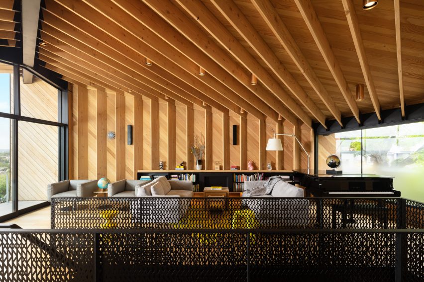Clive Wilkinson West Los Angeles Residence