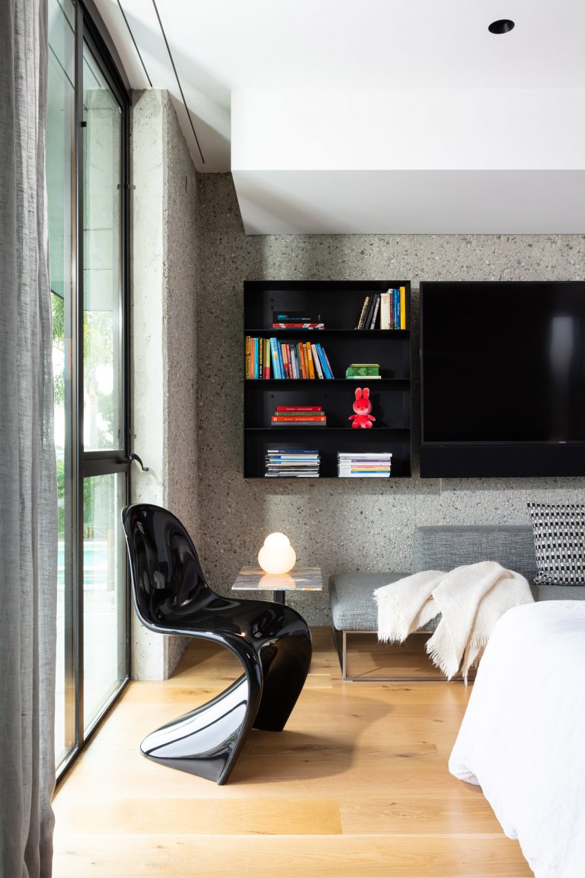 Clive Wilkinson West Los Angeles Residence