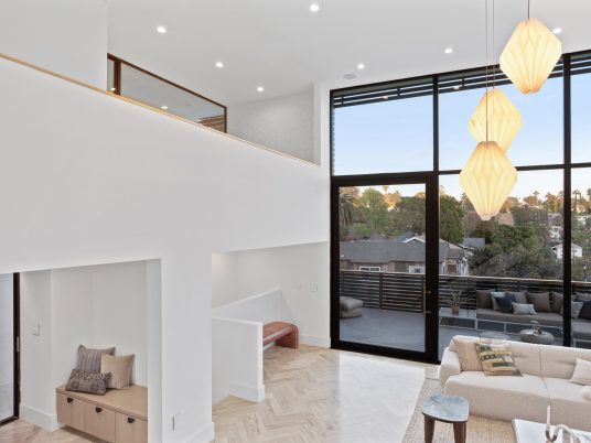 Echo House by Aaron Neubert Architects
