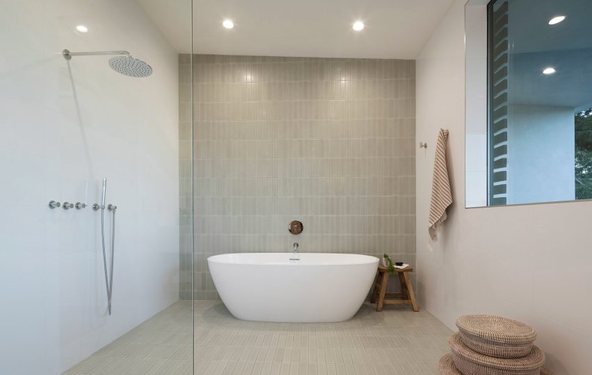 Echo House by Aaron Neubert Architects