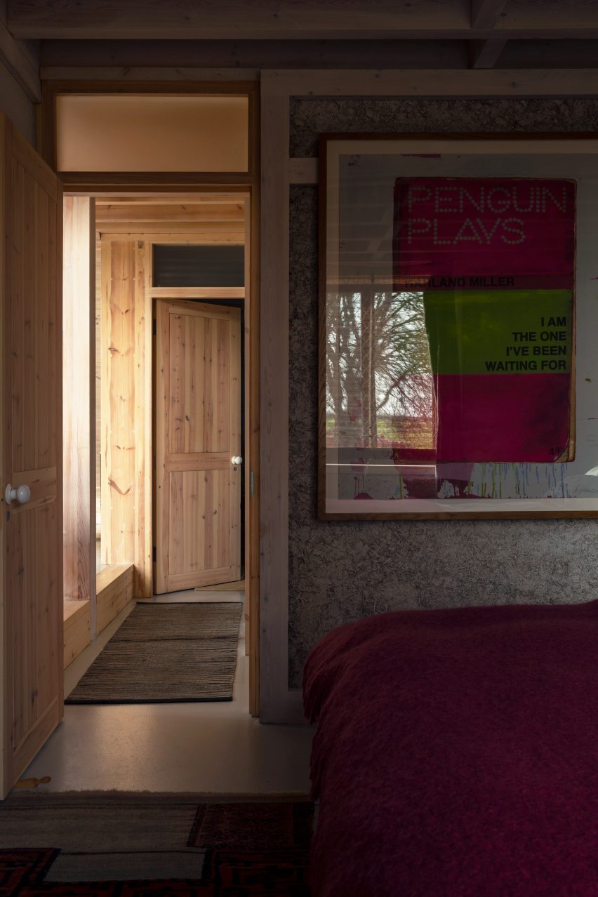 Flat House on Margent Farm, Cambridgeshire by Practice Architecture