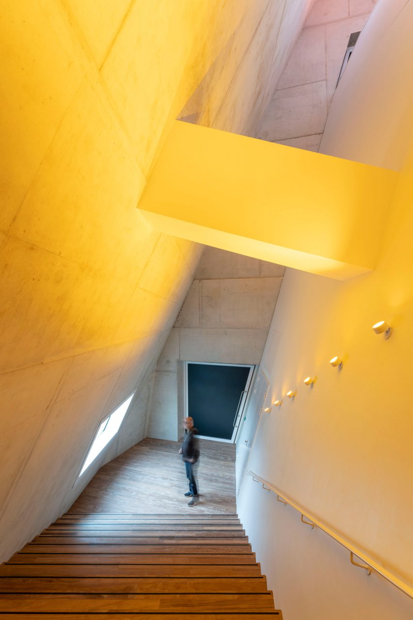 Forum Gronigen by NL Architects