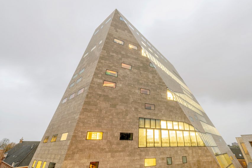 Forum Gronigen by NL Architects