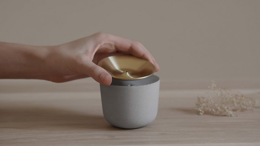 Fuji Scent Tray by José Bermúdez