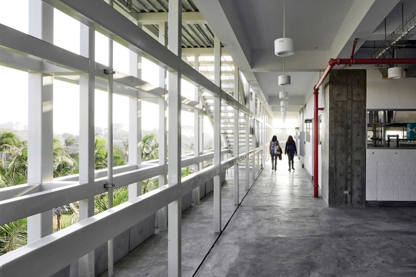 Gastronomy and Hospitality School by 51-1