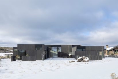High Desert Residence by Hacker Architects