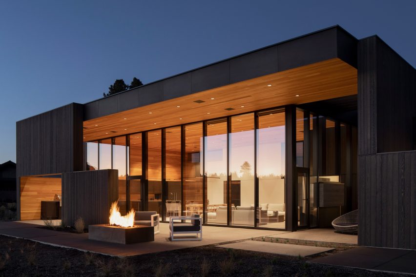 High Desert Residence by Hacker Architects