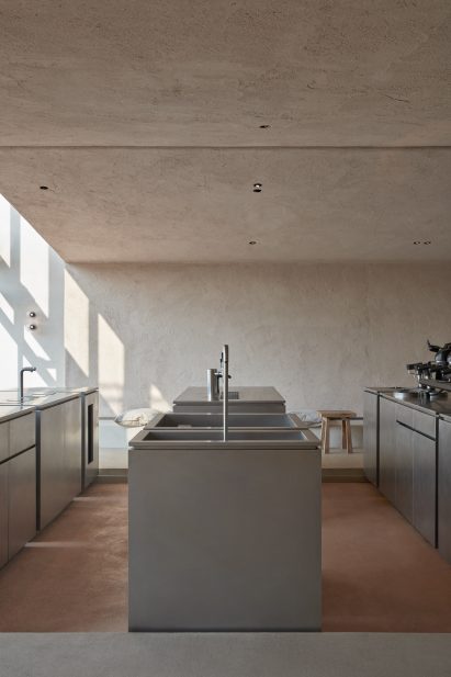 Hoof cafe designed by Bone