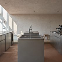 Ras Al Khaimah’s minimalist Hoof cafe is designed to recall horse stalls