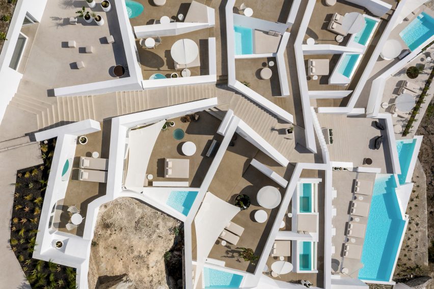 Saint Hotel in Santorini by Kapsimalis Architects
