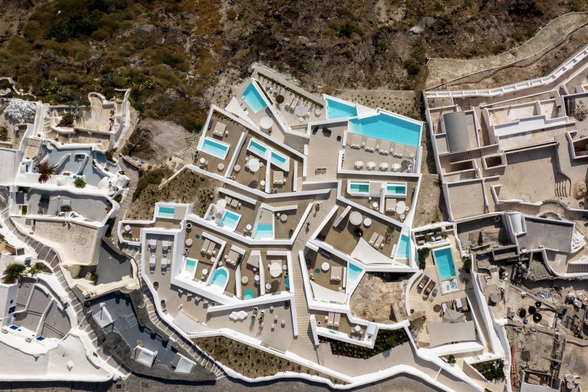 Saint Hotel in Santorini by Kapsimalis Architects