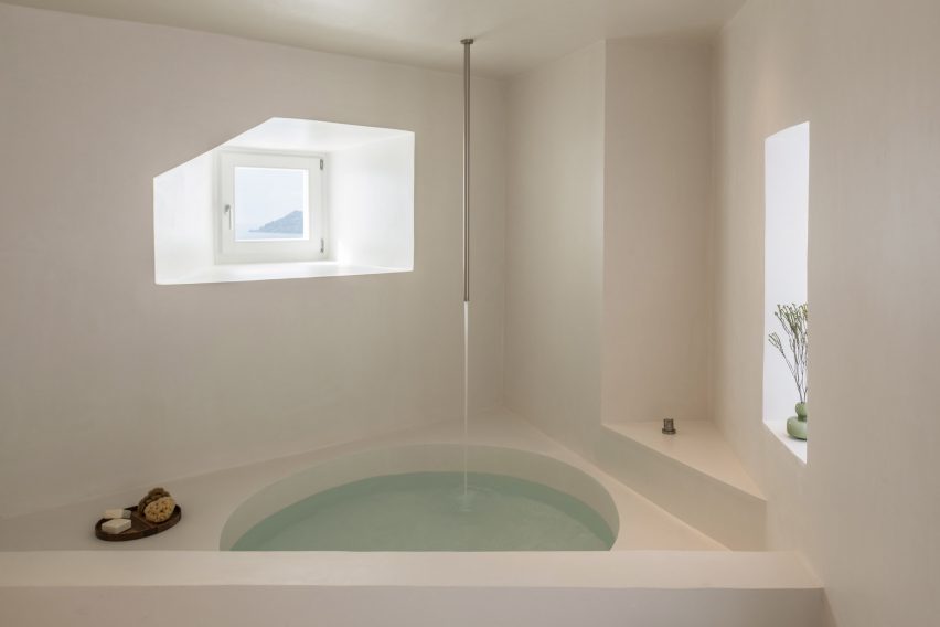 Saint Hotel in Santorini by Kapsimalis Architects