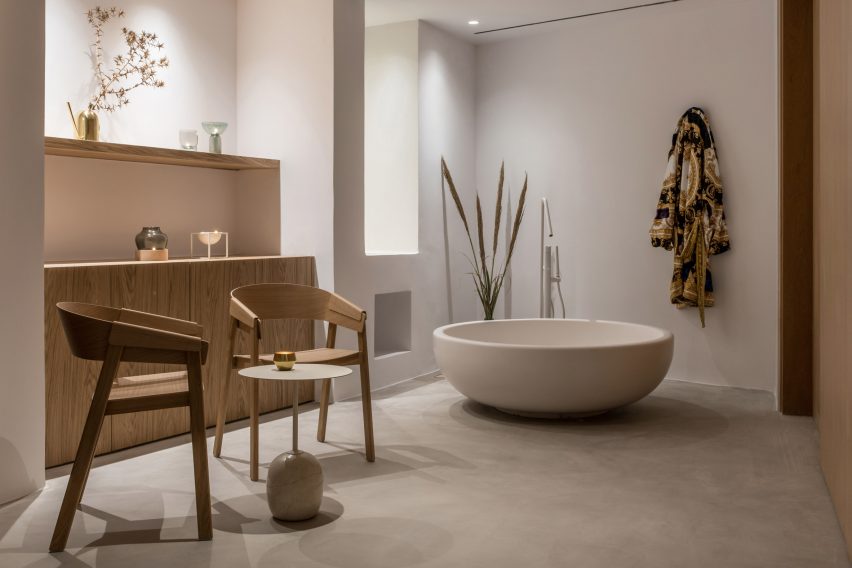 Saint Hotel in Santorini by Kapsimalis Architects