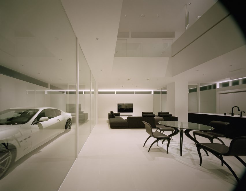 House in Takamatsu by Fujiwaramuro Architects
