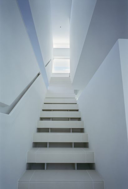House in Takamatsu by Fujiwaramuro Architects