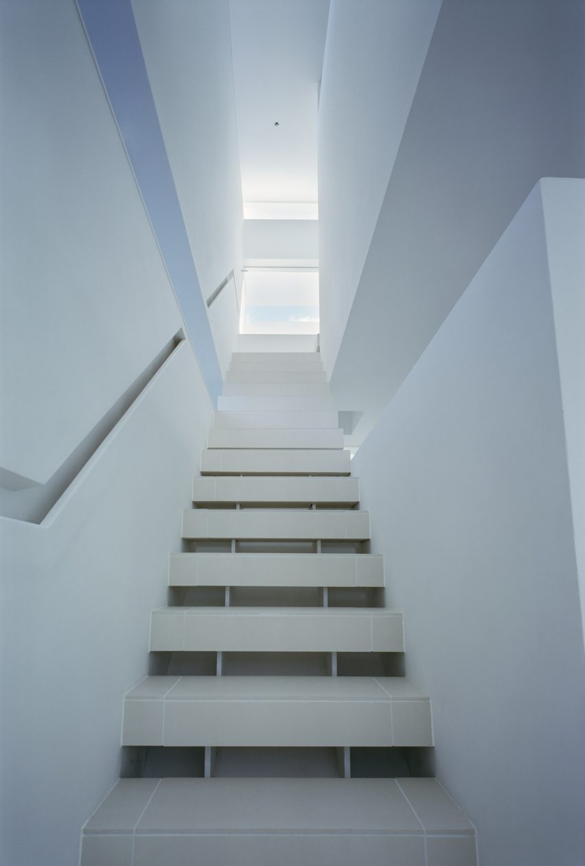 House in Takamatsu by Fujiwaramuro Architects