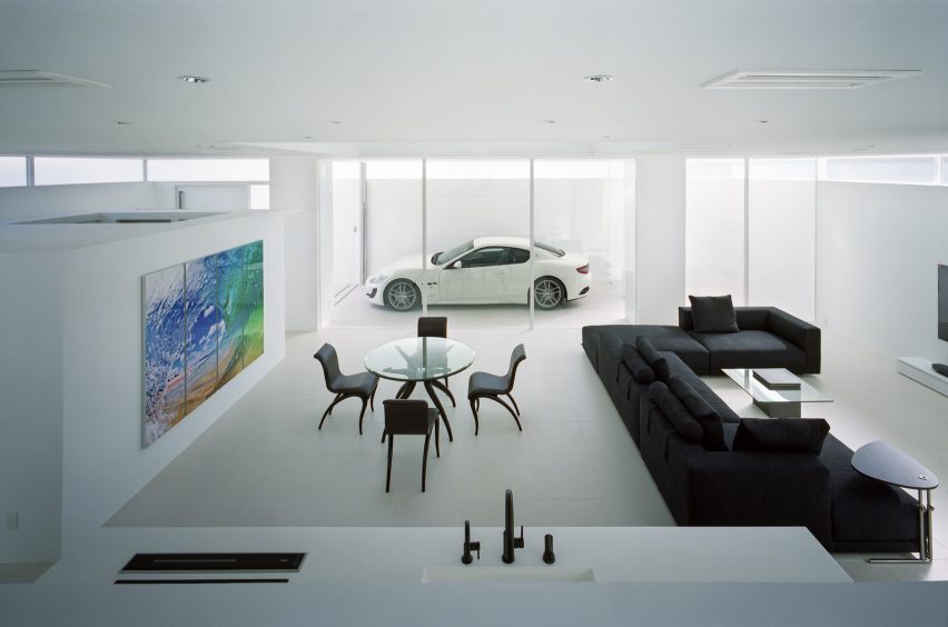House in Takamatsu by Fujiwaramuro Architects