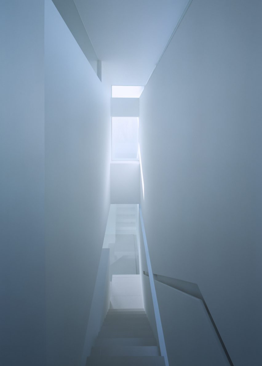 House in Takamatsu by Fujiwaramuro Architects