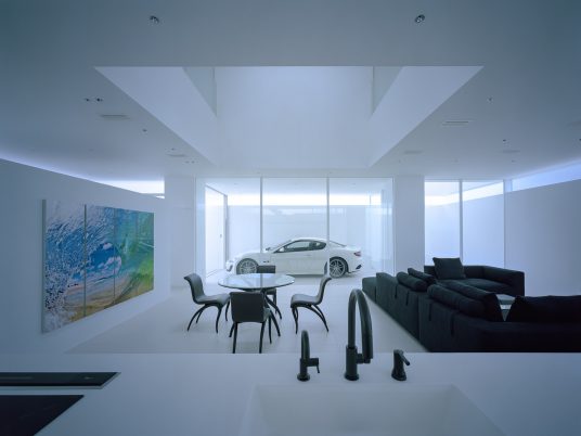 House in Takamatsu by Fujiwaramuro Architects