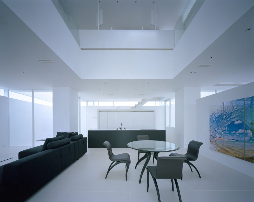House in Takamatsu by Fujiwaramuro Architects