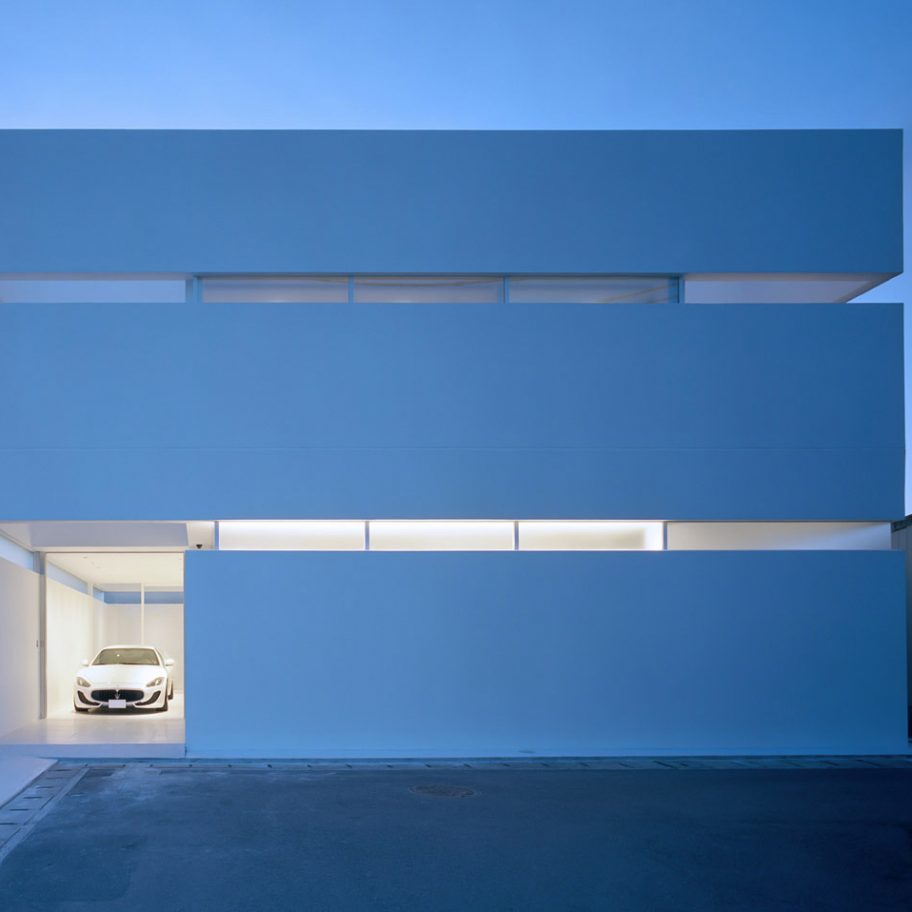 House in Takamatsu by Fujiwaramuro Architects