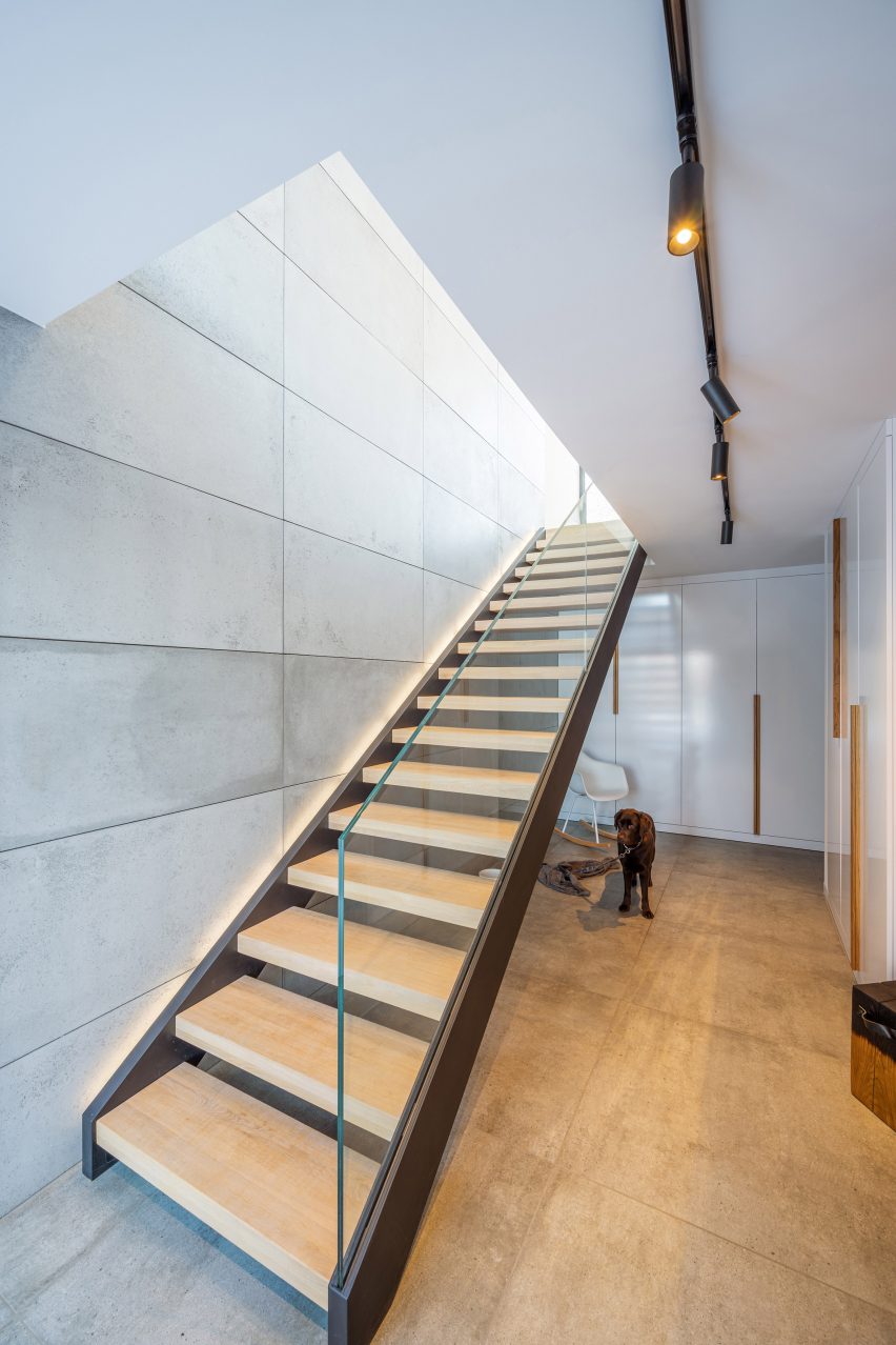 House in the Mountains by Kropka Studio