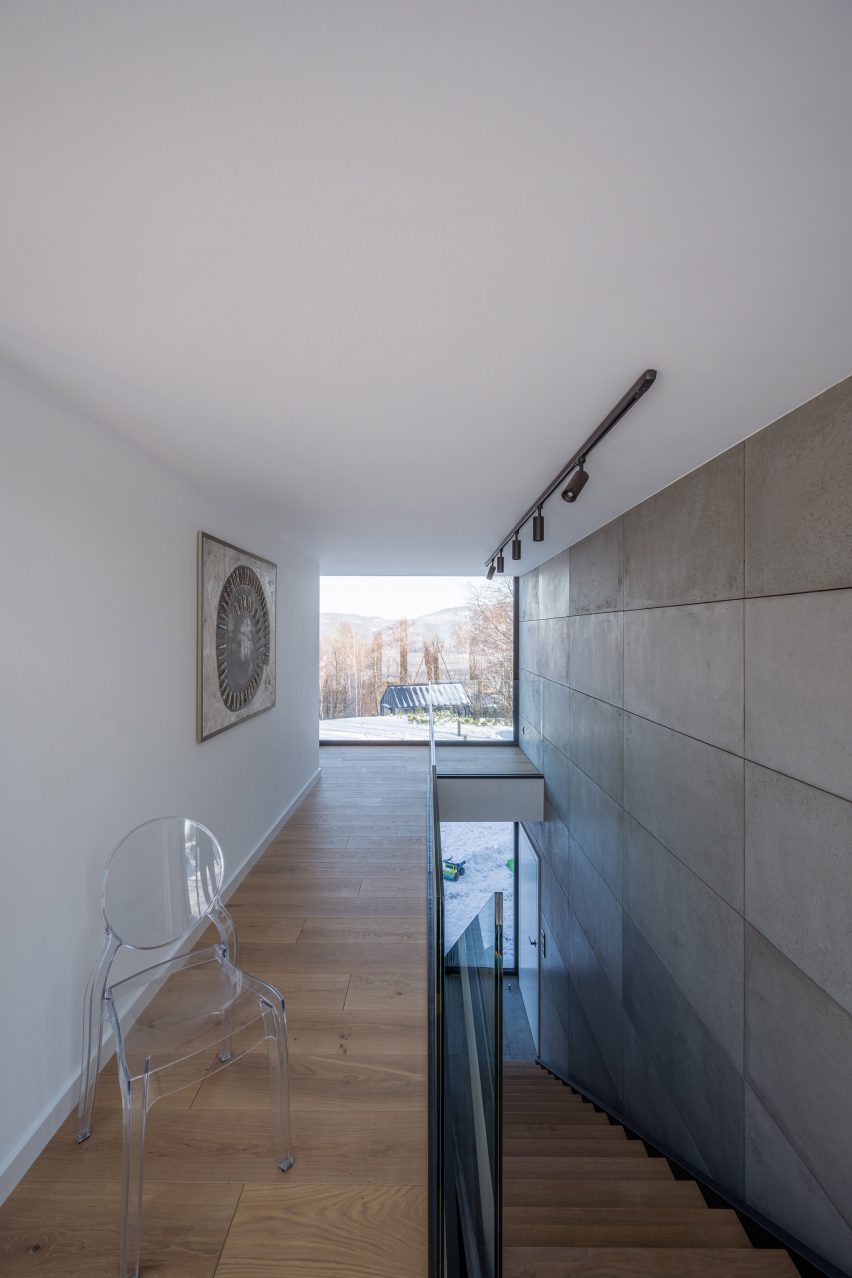 House in the Mountains by Kropka Studio