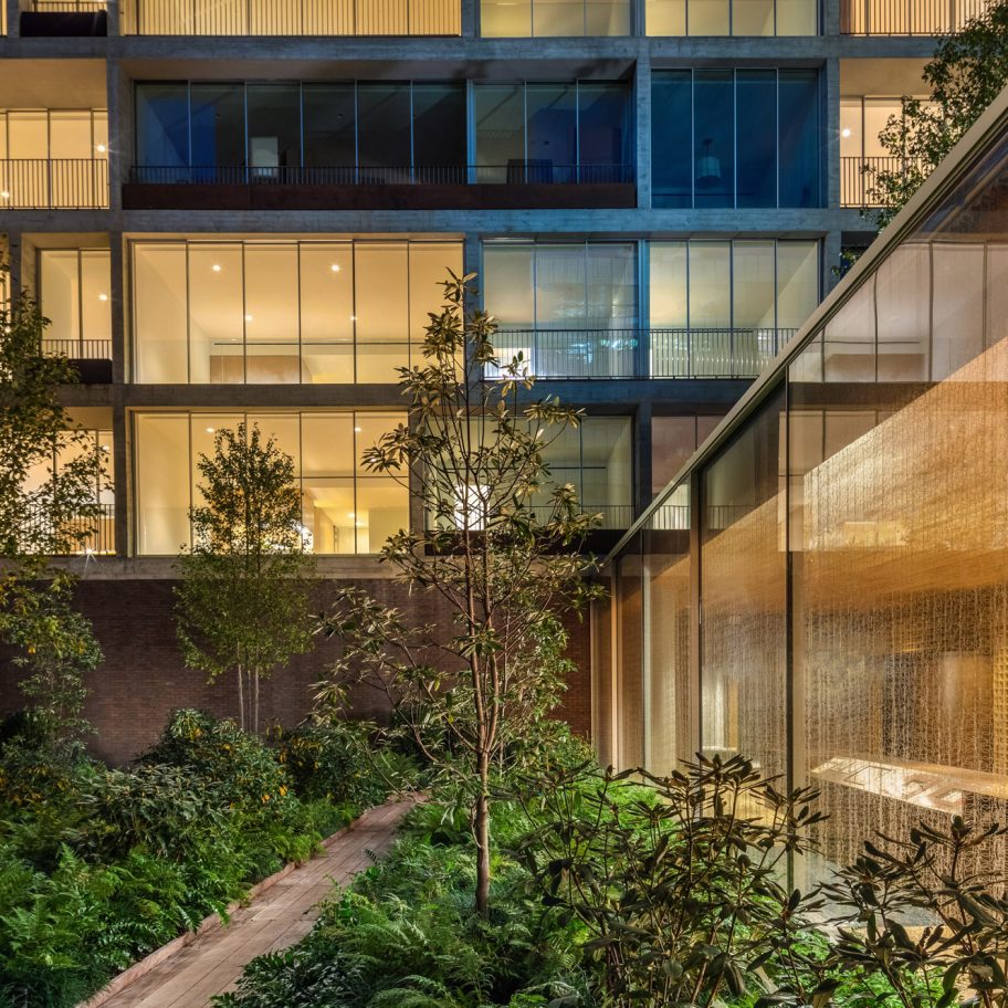 Jardim by Isay Weinfeld