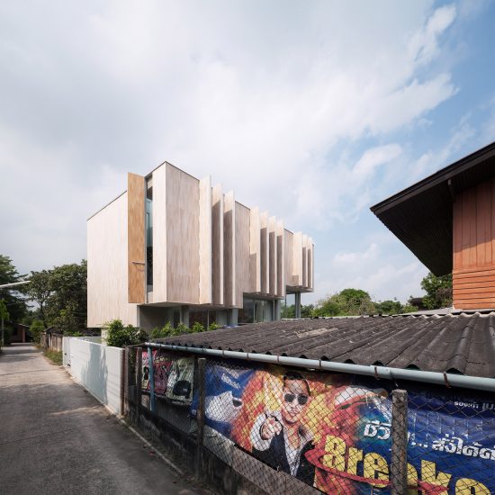 JB House by IDIN Architects