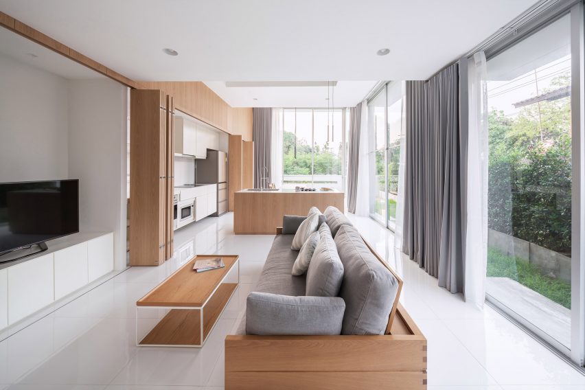 JB House by IDIN Architects