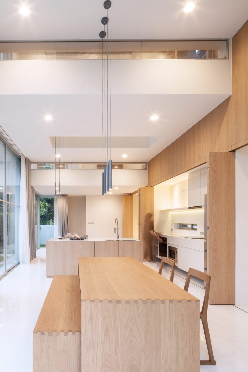 JB House by IDIN Architects