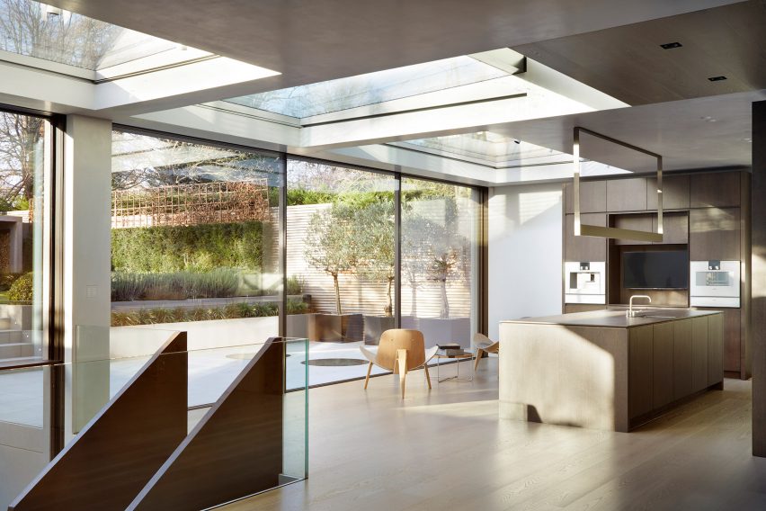 Kenwood Lee House by Cousins & Cousins (RIBA house of the year longslist)