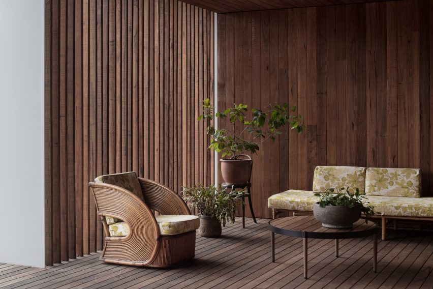 Point Lonsdale House by Edition Office