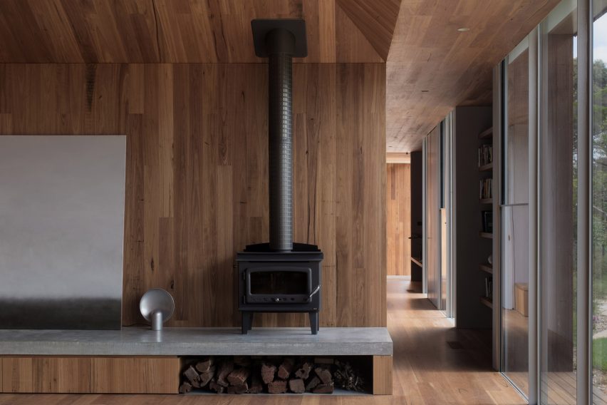 Point Lonsdale House by Edition Office
