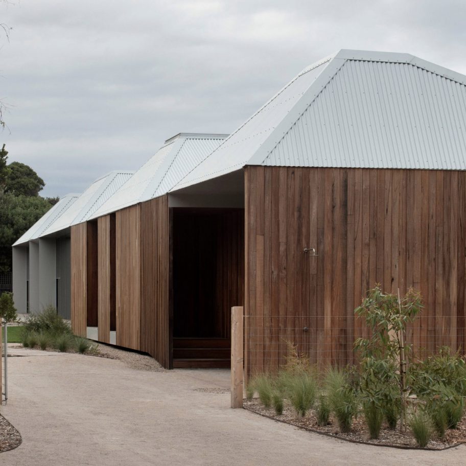 Point Lonsdale House by Edition Office