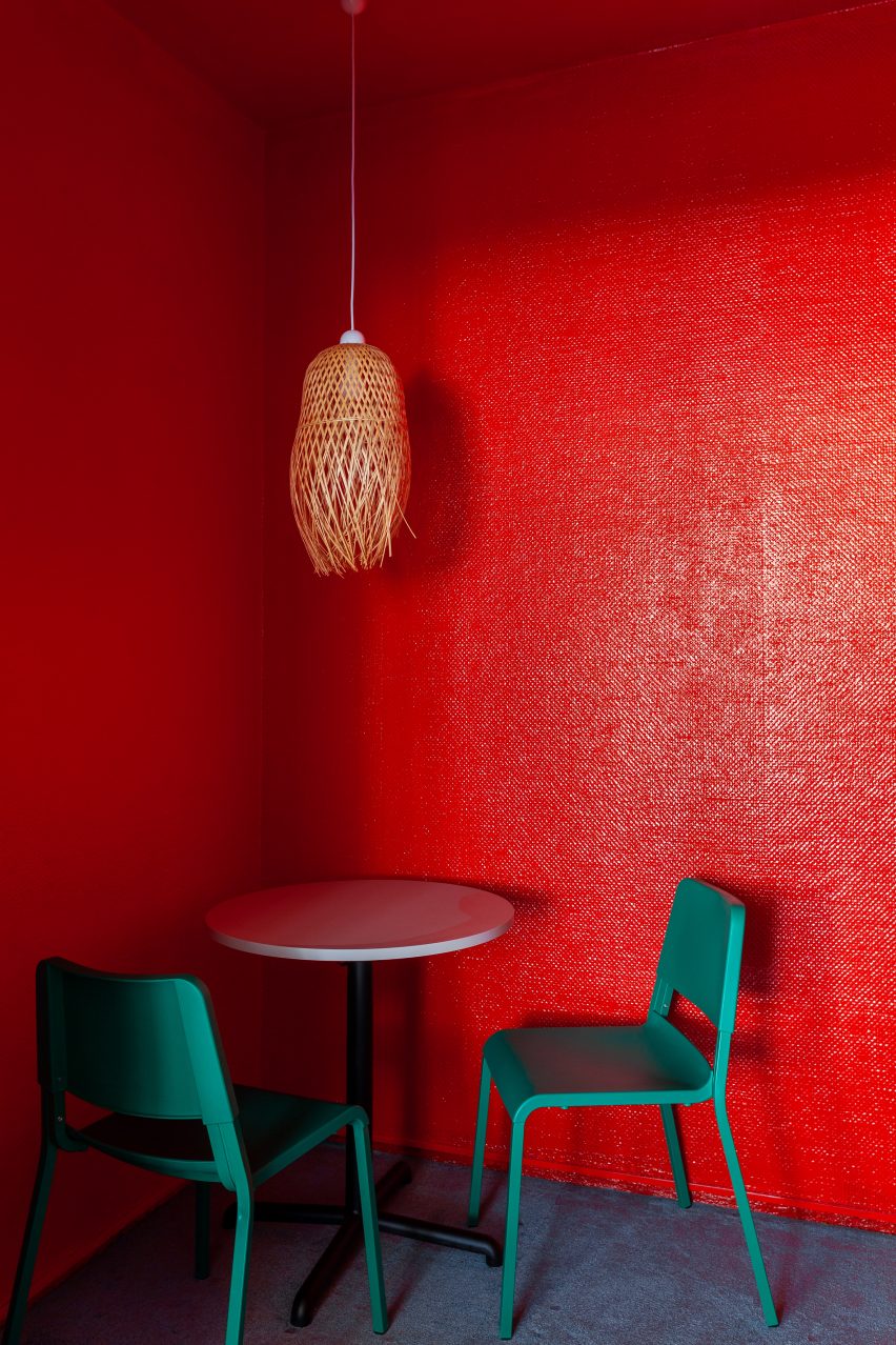 Rupor office designed by Dvekati