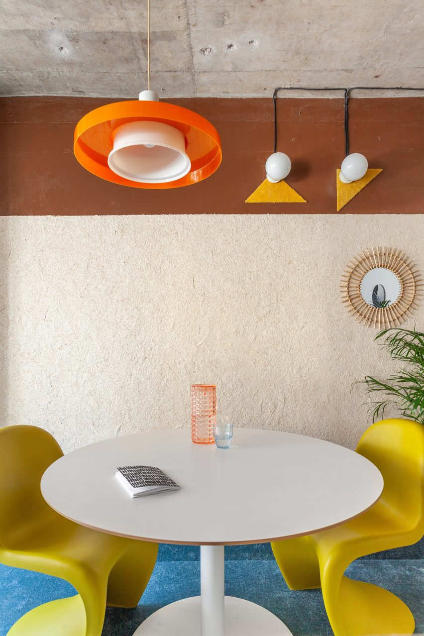 Rupor office designed by Dvekati