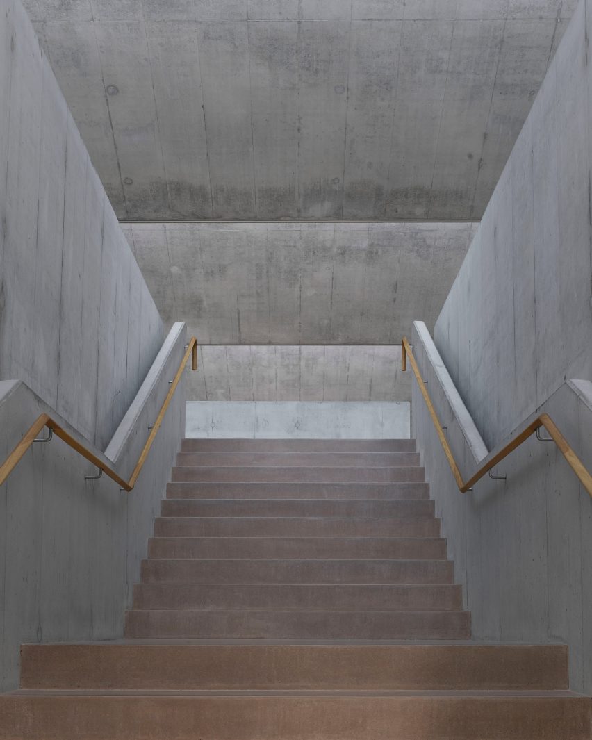 Secondary School Romanshorn by Bak Gordon Arquitectos