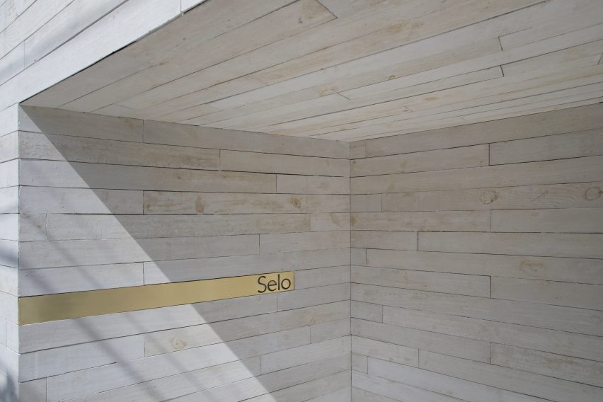 Selo Shoe Store by MNMA