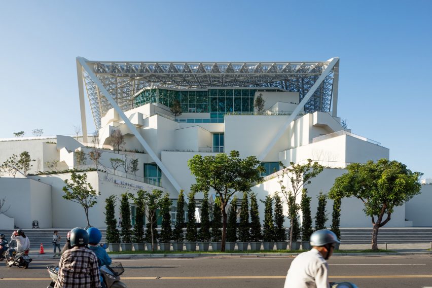 Tainan Art Museum by Shigeru Ban in Tainan, Taiwan