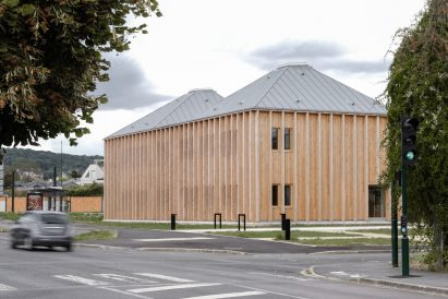 Taverny Medical Centre by MAAJ Architectes