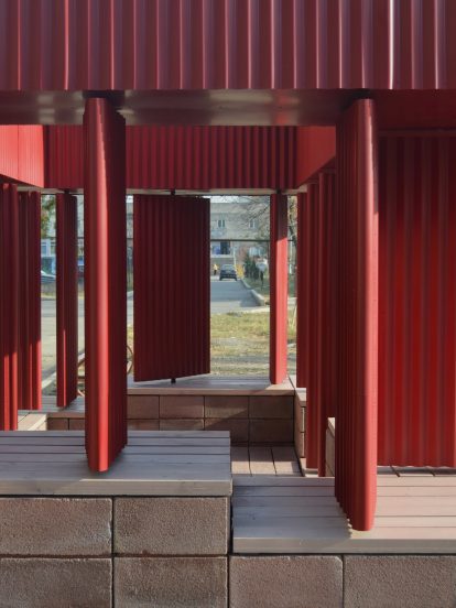 8-23-VI Pavilion by Medium