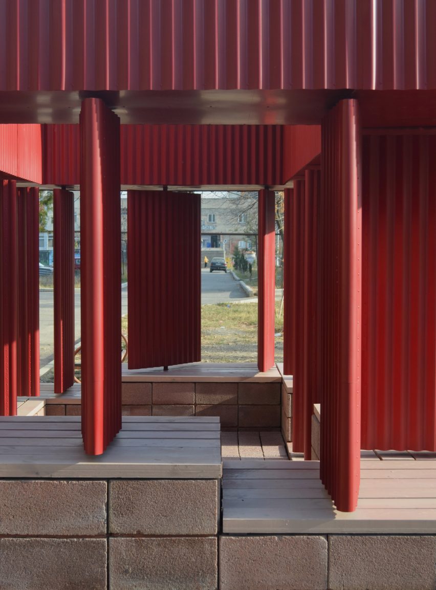 8-23-VI Pavilion by Medium