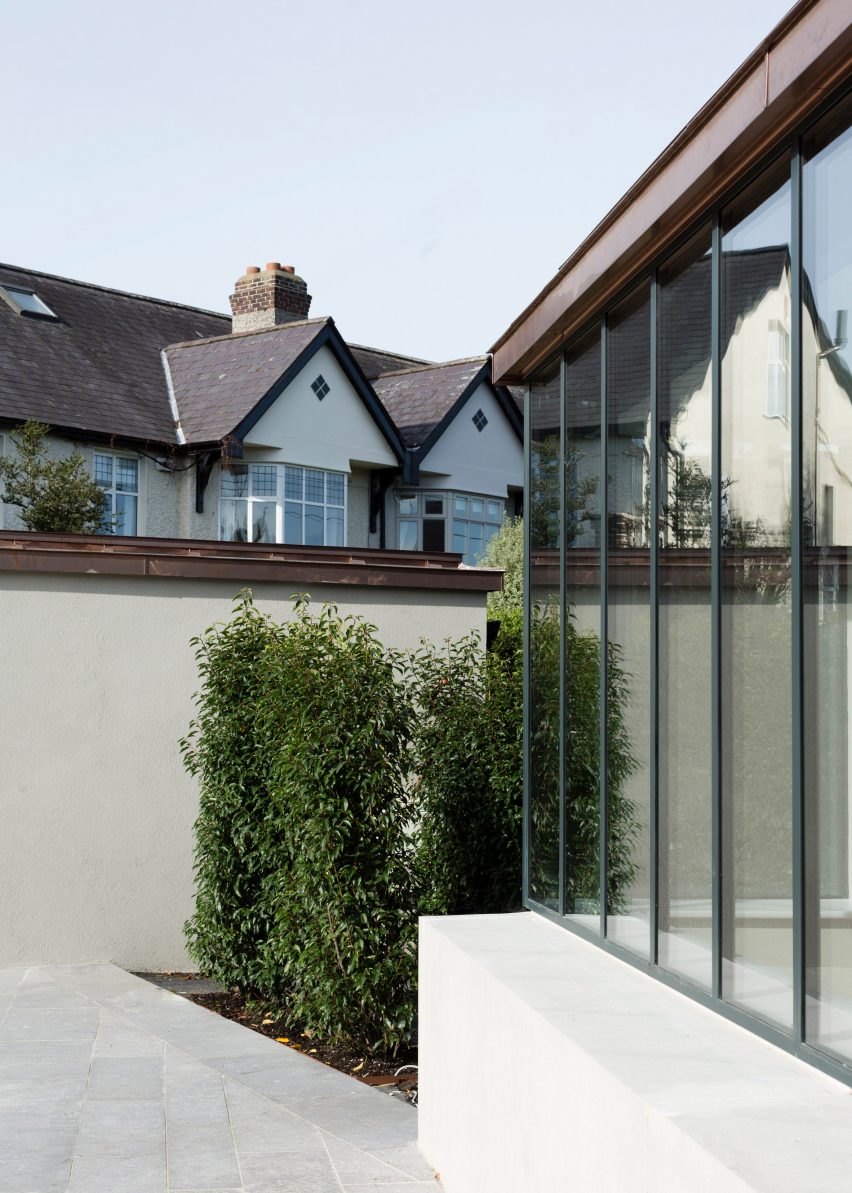 The Glass Ribbon by Scullion Architects