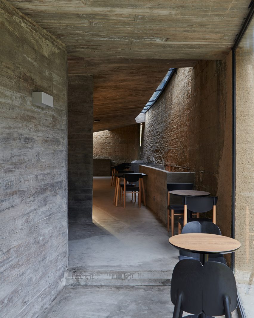 Xiadi Paddy Field Bookstore of Librairie Avant-Garde by TAO