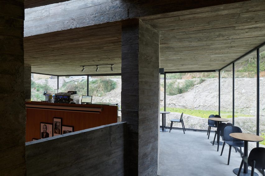Xiadi Paddy Field Bookstore of Librairie Avant-Garde by TAO