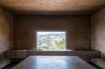 Villa RA by MORQ